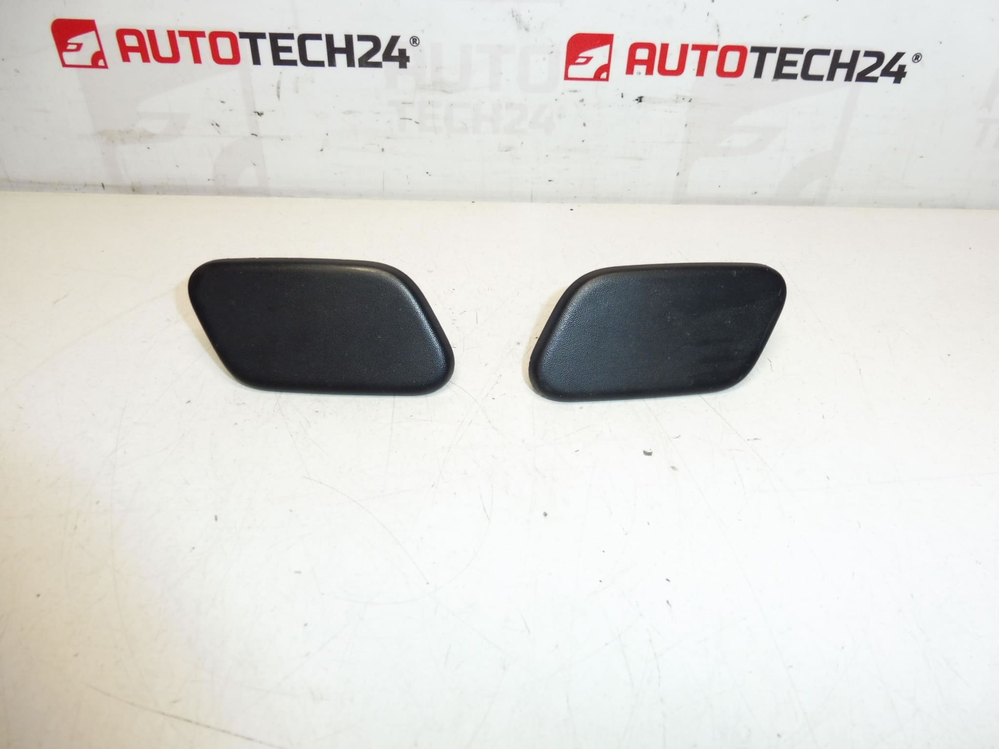 Καλύμματα ακροφυσίων πλύσης προβολέων Peugeot 3008 5008 742294