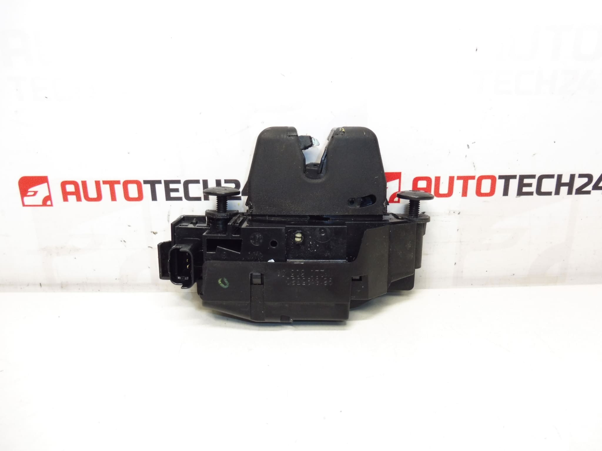 Κλειδαριά πίσω πόρτας Citroen Peugeot 9816195380