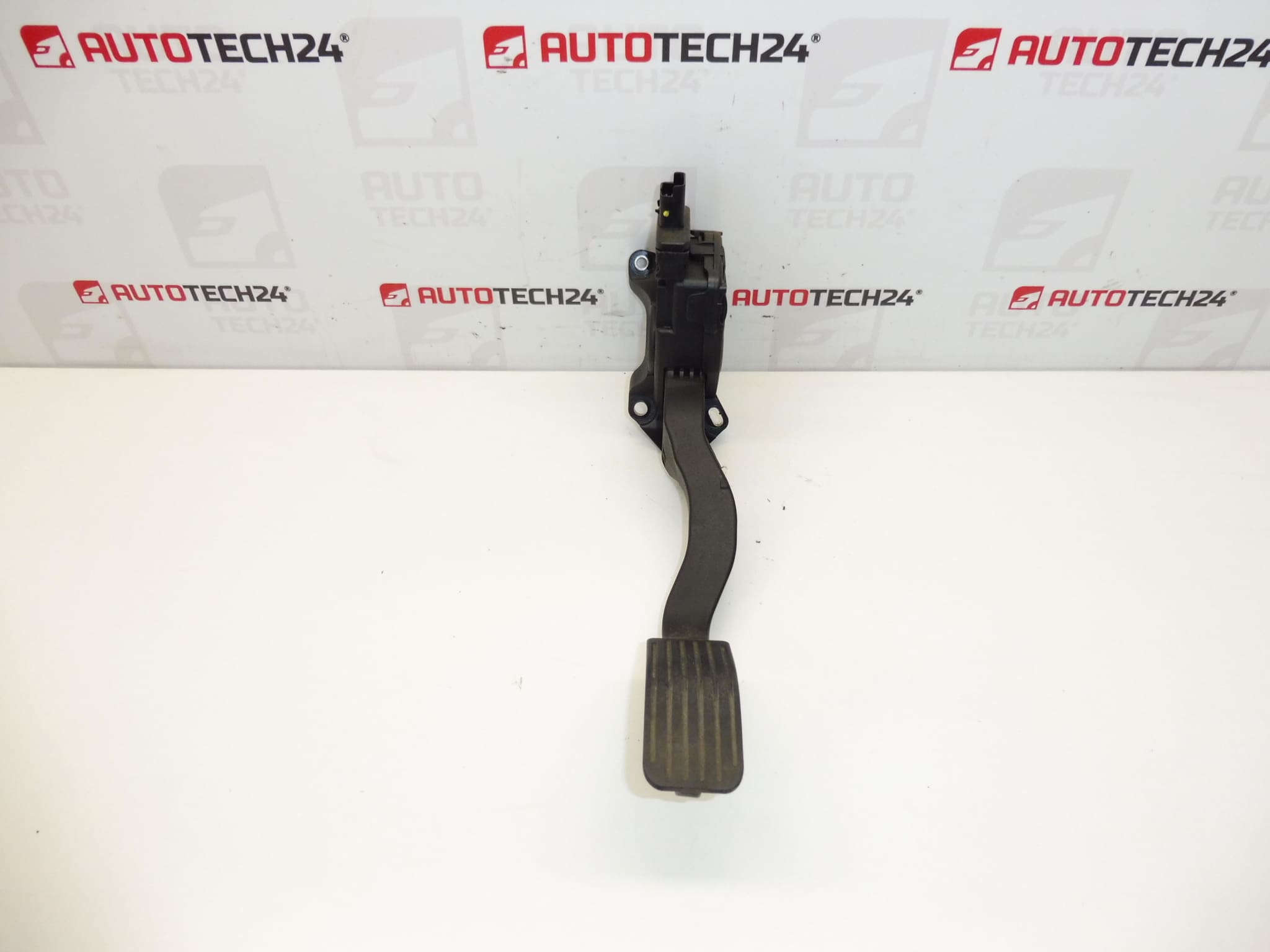 Πεντάλ γκαζιού Citroën Peugeot 6PV009083-00 9680756880 1601AW