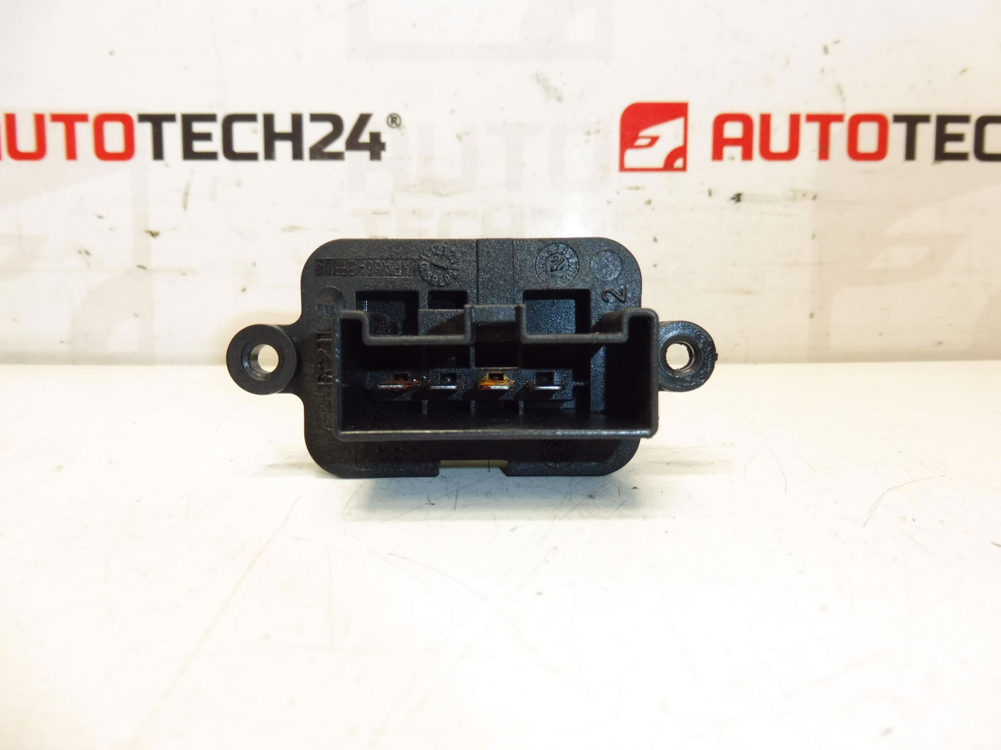 Ρυθμιστής ταχύτητας ανεμιστήρα Citroën Peugeot 1609171080 - Image 2